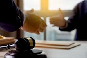 נקודת האל חזור במשא ומתן - מתי נוצר חוזה מחייב? 